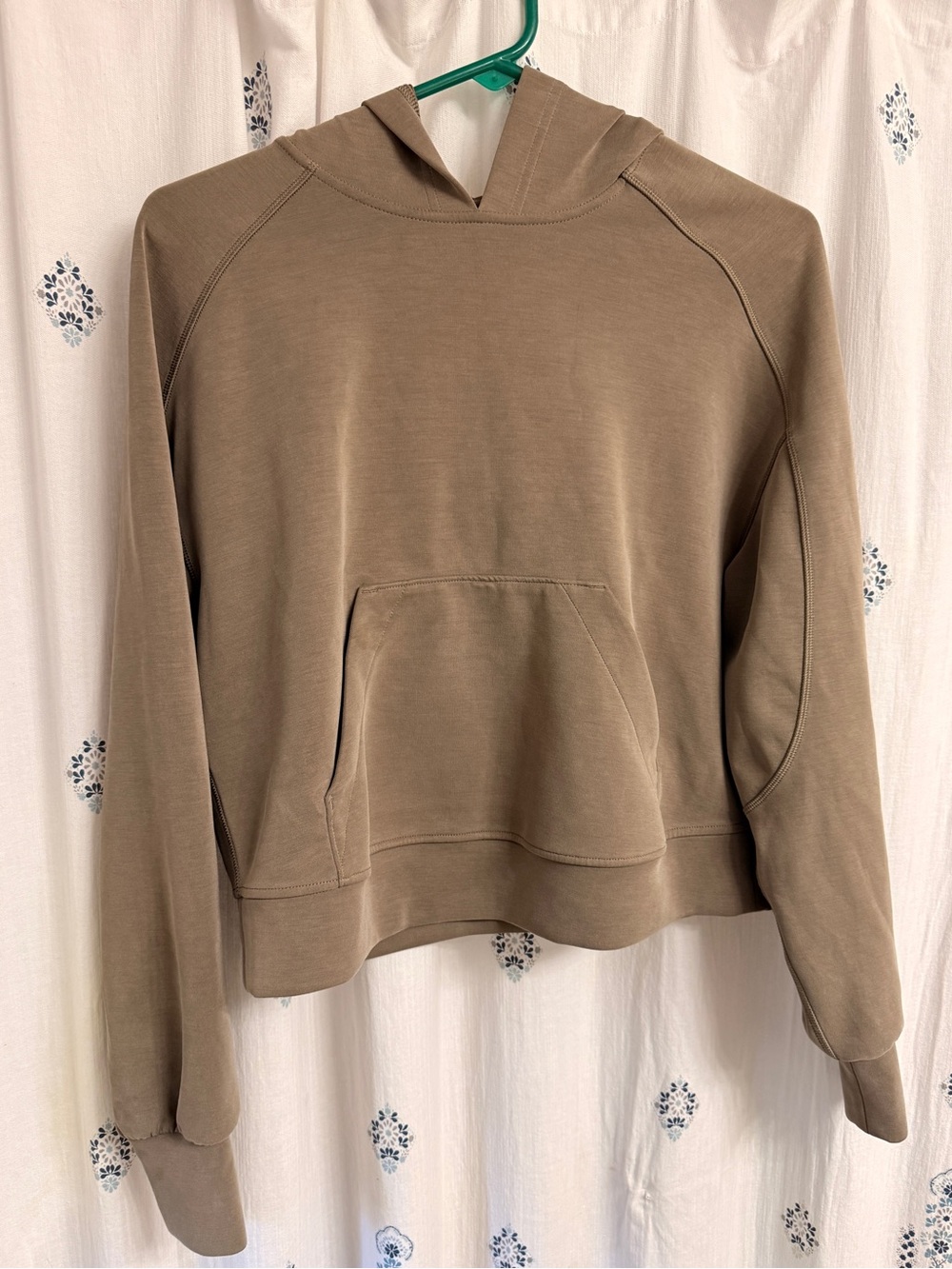 Lululemon Softstreme Relaxed Fit Crop Hoodie Sweatshirt - Size 4